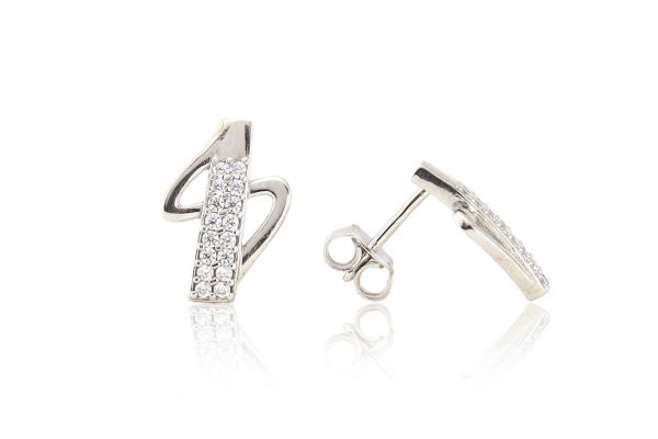 Fehér arany fülbevaló stekkeres modern mintás sok apró kővel